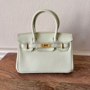 Vert Fizz Mint Green Mini 20 BK Lock Key Doctor's Bag Satchel Crossbody R3